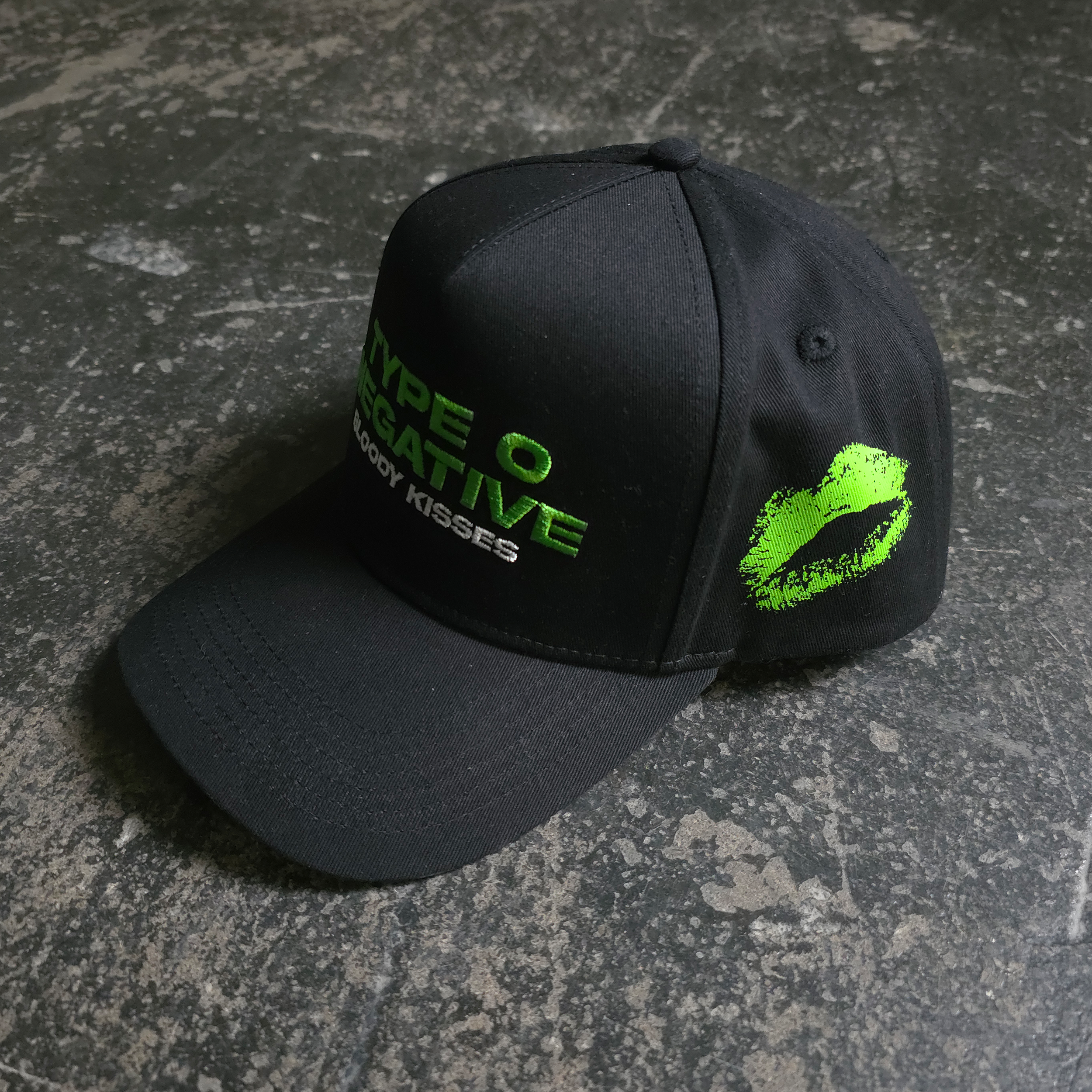 Bloody Kisses Hat - P's One-Stop Shop 
