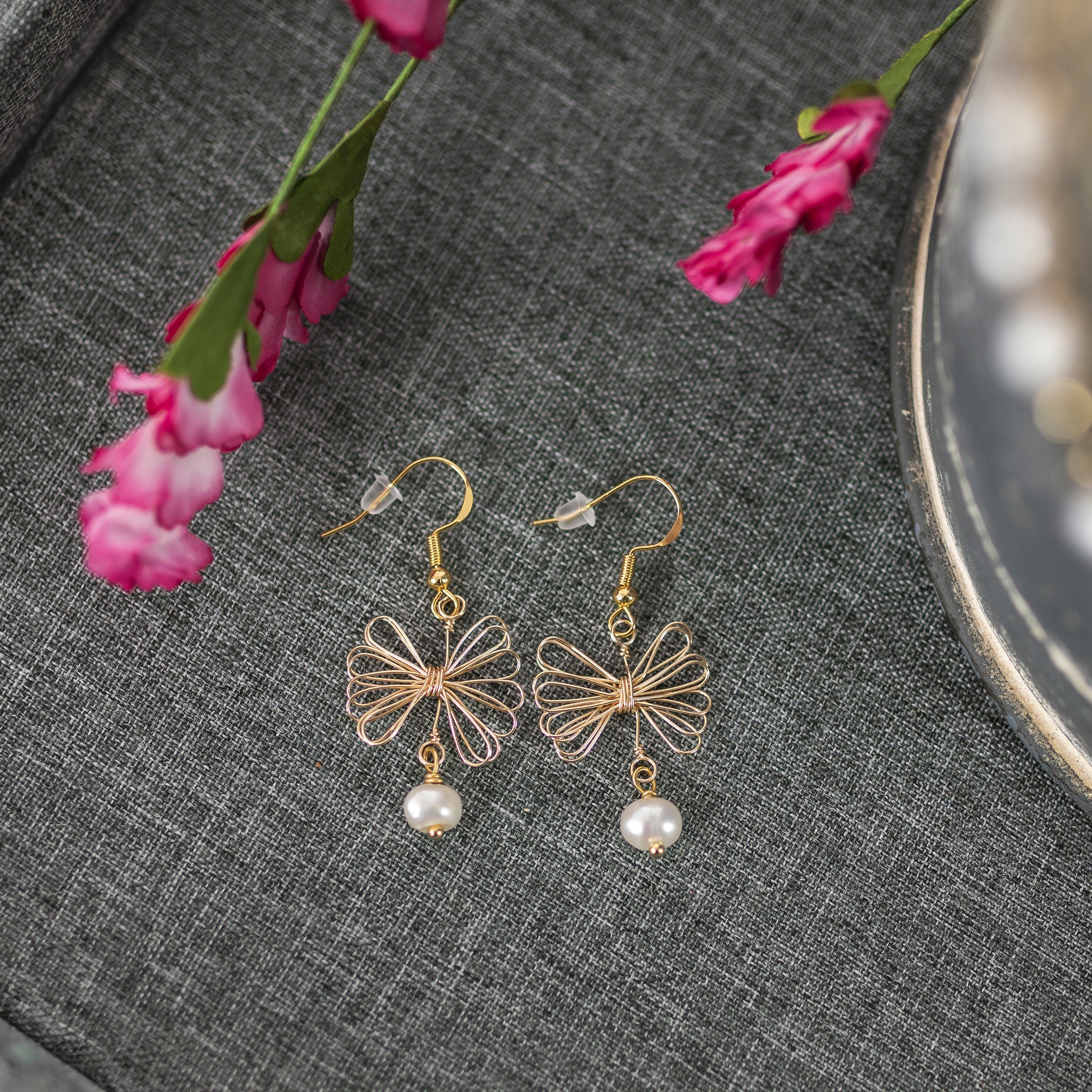 Coquette earrings - P's One-Stop Shop 