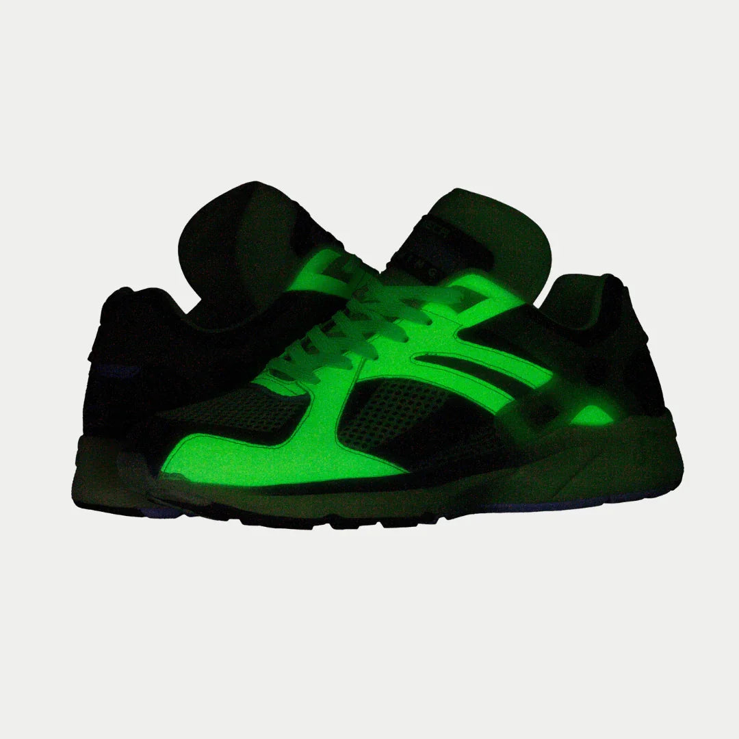 LA Gear Women's Light-Up x Glow Lowtop | Neon Yellow x Black - P's One-Stop Shop 