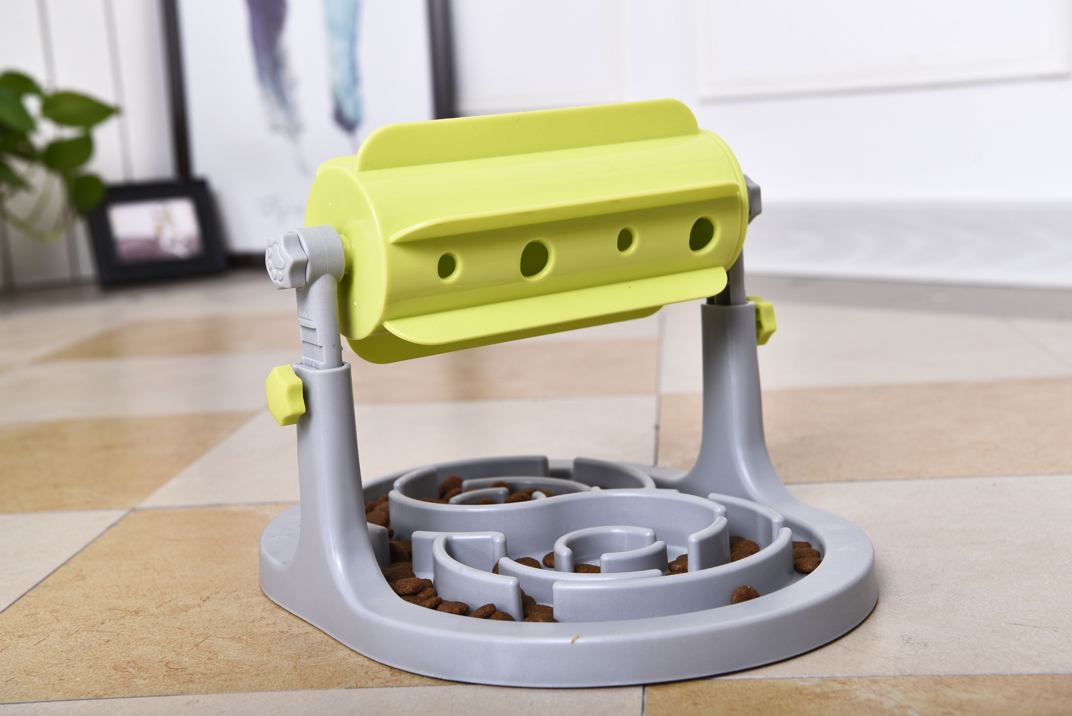 Pet Life ® 'Roto Paw' IQ Training Interactive Rotating Slow Dog Feeder - P's One-Stop Shop 