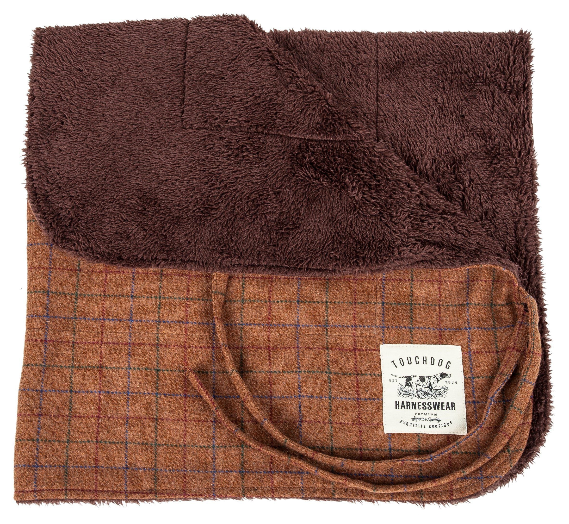 Touchdog ® 2-In-1 Windowpane Plaid Dog Jacket and Matching Reversible Dog Mat - P's One-Stop Shop 