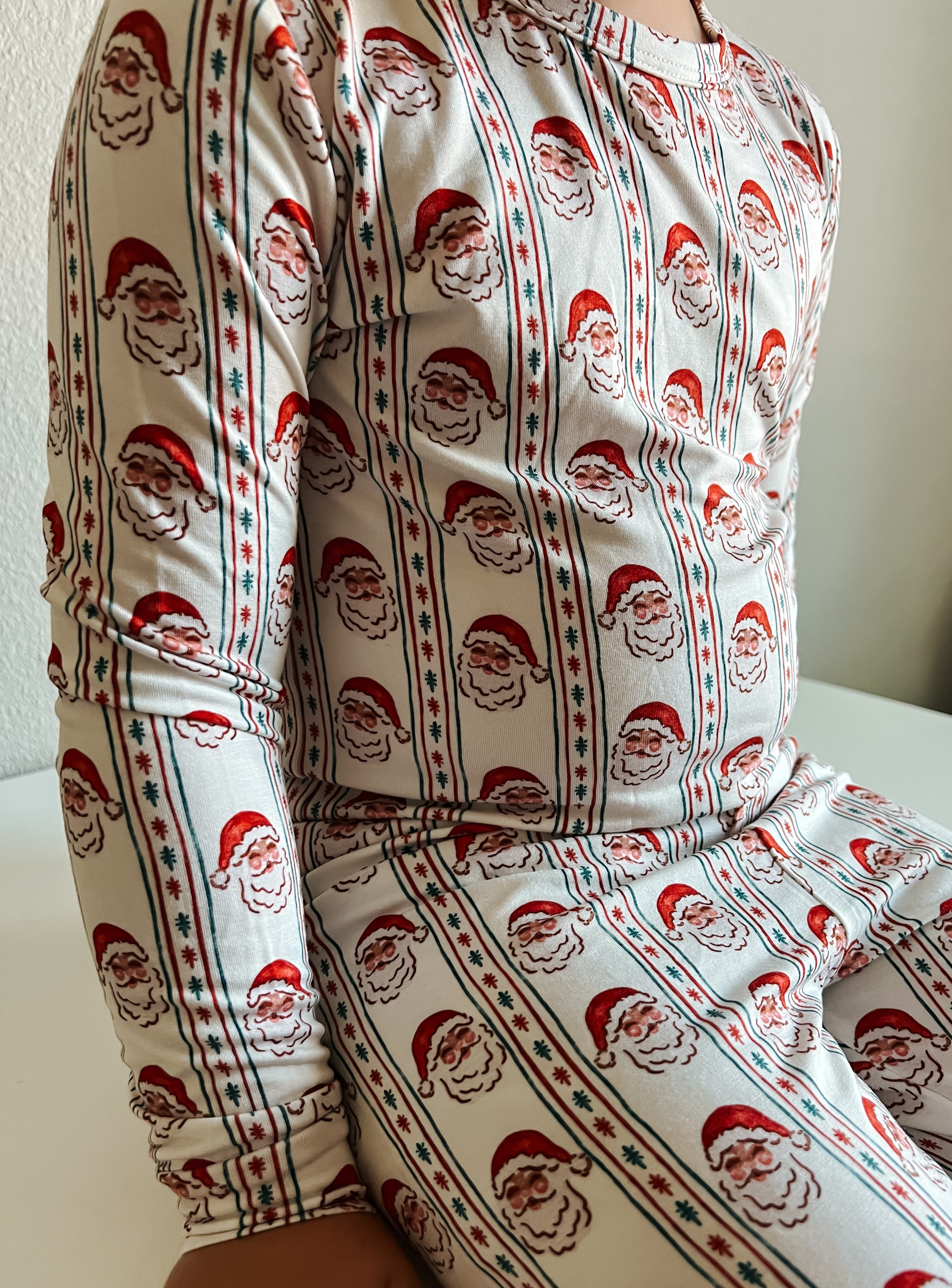 Vintage Santa Bamboo Christmas Pajamas - 2pc Set - P's One-Stop Shop 